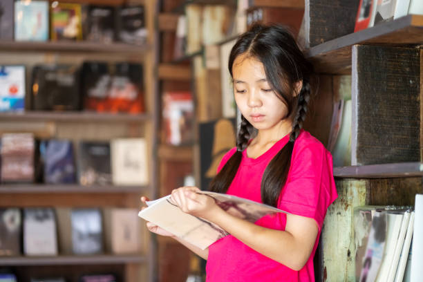 Philippine Literature Matters - lapisatpapel